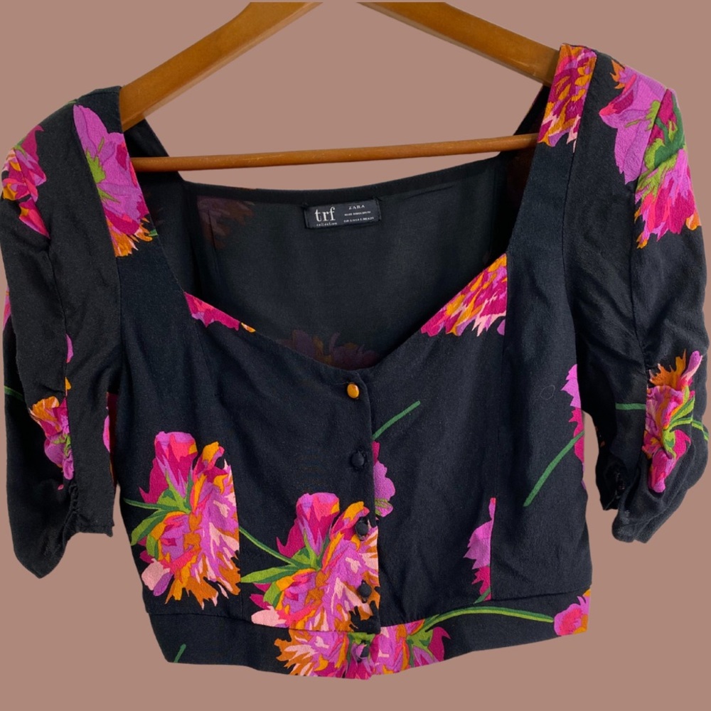 Cute elegant crop top